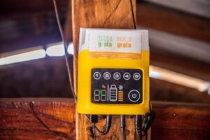 SCC Controller yang Cocok untuk Daya Watt Peak Panel Surya?